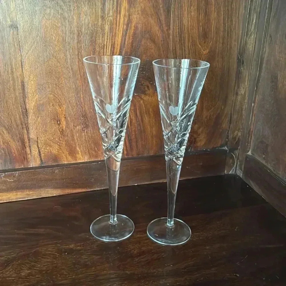 Reed & Barton Engraved Crystal Champagne Flute Set (2) - Miller Rogaska Crystal - Picture 4 of 6